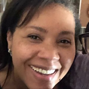 Meet your Posher, Adriana